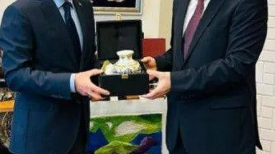 Cumhurbaşkanı Başdanışmanı Topçu, Kırgızistan Büyükelçisi Kazakbayev'i ağırladı