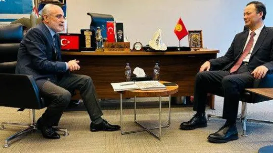 Cumhurbaşkanı Başdanışmanı Topçu, Kırgızistan Büyükelçisi Kazakbayev'i ağırladı