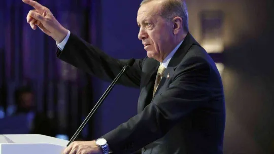 Cumhurbaşkanı Erdoğan: '2022 ihracatımız 254.2 milyar dolar olarak gerçekleşmiştir'