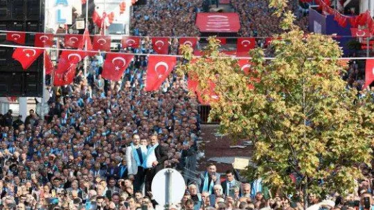 Cumhurbaşkanı Erdoğan: '2023'e giden süreçte icazeti başka mahfillerde değil aziz milletimizin tertemiz iradesinde arayacağız'