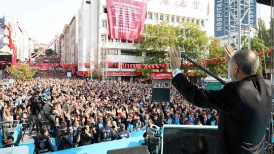 Cumhurbaşkanı Erdoğan: '2023'e giden süreçte icazeti başka mahfillerde değil aziz milletimizin tertemiz iradesinde arayacağız'