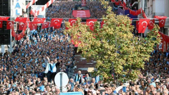 Cumhurbaşkanı Erdoğan: '2023'e giden süreçte icazeti başka mahfillerde değil aziz milletimizin tertemiz iradesinde arayacağız'