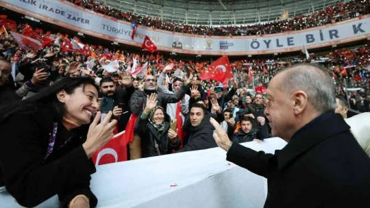 Cumhurbaşkanı Erdoğan: '2023 seçiminde tarihimizin en büyük zaferi elde etmemizin önüne kimse geçemez'