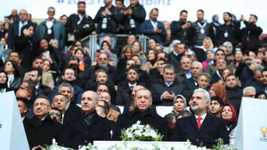 Cumhurbaşkanı Erdoğan: '2023 seçiminde tarihimizin en büyük zaferi elde etmemizin önüne kimse geçemez'