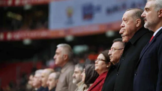 Cumhurbaşkanı Erdoğan: '2023 seçiminde tarihimizin en büyük zaferi elde etmemizin önüne kimse geçemez'