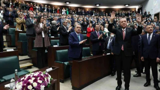 Cumhurbaşkanı Erdoğan: 'En uygun olan vakitte karadan da teröristlerin tepesine bineceğiz'