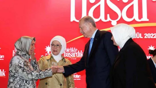 Cumhurbaşkanı Erdoğan: 'İki kadın kendilerini batıl davanız için feda etti'