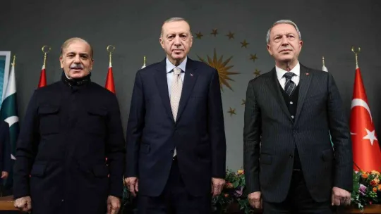 Cumhurbaşkanı Erdoğan: 'Pakistan'la 5 milyar dolarlık ticaret hacmi hedefimize ulaşmak için gerekli iradeye ve kararlılığa sahibiz'