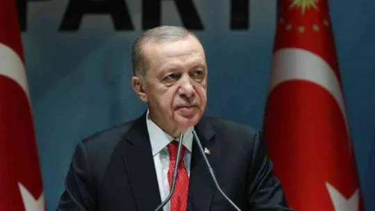 Cumhurbaşkanı Erdoğan: 'Terör örgütünün güdümündeki partiyi kollayan, masanın etrafındakilere gülücük dağıtan ucube bir teklif çıkarttılar'