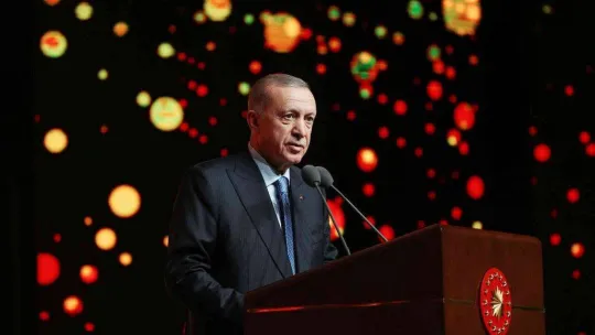Cumhurbaşkanı Erdoğan: 'Türkiye'ye ve Türk kültürüne hizmet eden, katkı sunan herkesin başımızın üstünde yeri vardır'