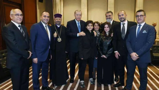 Cumhurbaşkanı Erdoğan: 'Türkiye'ye ve Türk kültürüne hizmet eden, katkı sunan herkesin başımızın üstünde yeri vardır'