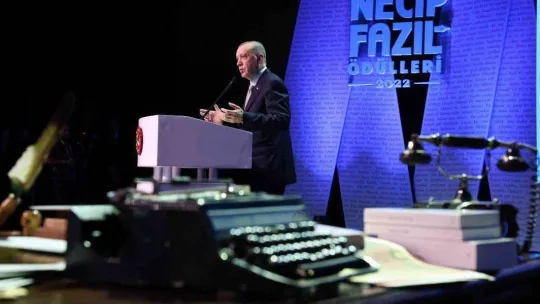 Cumhurbaşkanı Erdoğan: 'Ülkemizi emperyalist emellere hizmet eden kül katmanıyla örtmek isteseler de başaramayacaklar'