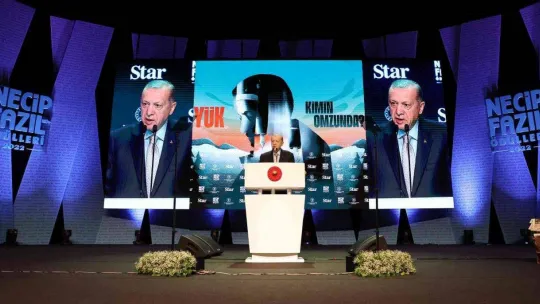 Cumhurbaşkanı Erdoğan: 'Ülkemizi emperyalist emellere hizmet eden kül katmanıyla örtmek isteseler de başaramayacaklar'