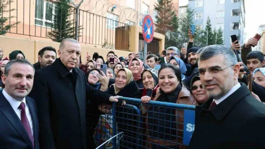 Cumhurbaşkanı Erdoğan: 'Ülkemizin 14 Mayıs'ta gideceği seçimlerde küresel güçleri arkasına alarak tek parti faşizmini hortlatmak isteyen zihniyete karşı yeni bir meydan okumaya hazırlanıyoruz'