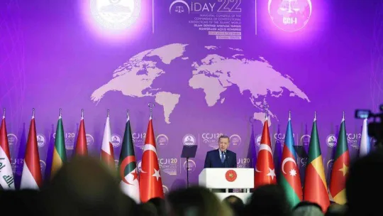 Cumhurbaşkanı Erdoğan: 'Yunanistan'ın göçmenlere karşı sergilediği tavır vahşet boyutuna varmıştır'