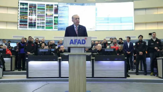 Cumhurbaşkanı Erdoğan açıkladı: '912 kişi hayatını kaybetti, 5 bin 385 kişi yaralandı, 2 bin 818 bina yıkıldı'
