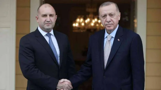 Cumhurbaşkanı Erdoğan, Bulgaristan Cumhurbaşkanı Radev ile bir araya geldi