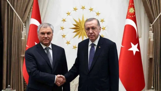 Cumhurbaşkanı Erdoğan, Cumhurbaşkanlığı Külliyesi'nde Rusya Federasyonu Federal Meclisi Devlet Duması Başkanı Vyacheslav Volodin'i Kabul etti.
