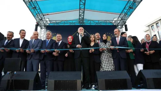 Cumhurbaşkanı Erdoğan'dan gençlere müjde: 'Yurt ücretleri bu yıl da değişmeyecek'