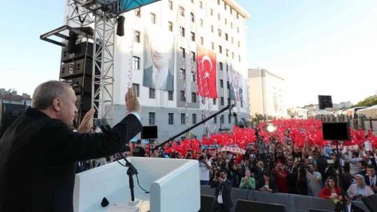 Cumhurbaşkanı Erdoğan'dan gençlere müjde: 'Yurt ücretleri bu yıl da değişmeyecek'