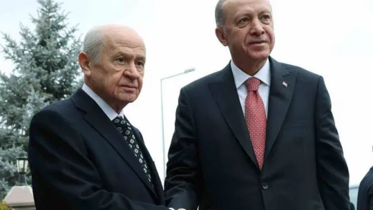 Cumhurbaşkanı Erdoğan, MHP Genel Başkanı Bahçeli'yi evinde ziyaret etti
