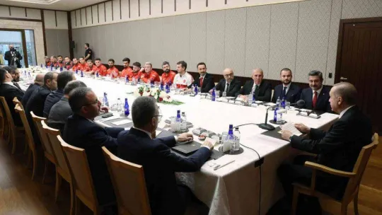 Cumhurbaşkanı Erdoğan, Türkiye Ampute Futbol Millî Takımı'nı kabul etti