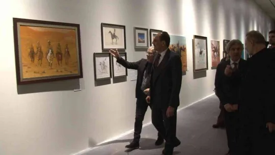 Cumhurbaşkanlığı Sözcüsü İbrahim Kalın, AKM'deki sergiye katıldı