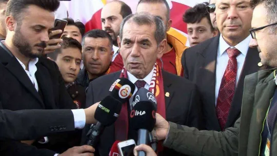 Cumhuriyetin 100. yılı için Galatasaray Yönetiminden Anıtkabir'e ziyaret