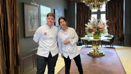 Cunda MTAL öğrencileri Prag'dan döndü