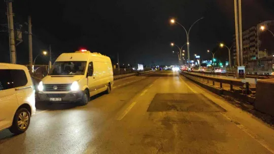 D-100 karayoluna bırakılan şüpheli çanta fünyeyle patlatıldı