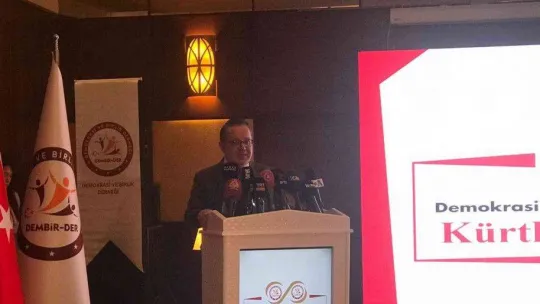 DEMBİR-DER Genel Başkanı Metiner: '(PKK) Kürtlerle ilgili konuları açık yüreklilikle konuşmamızın önünde engel oluşturuyor'