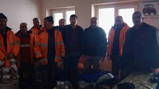 Demiryolu çalışanlarından deprem bölgesine yardım