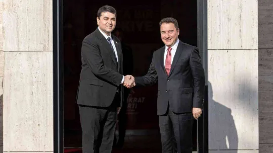 Demokrat Parti'nin ev sahipliğinde altılı masa toplantısı başladı