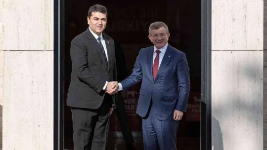 Demokrat Parti'nin ev sahipliğinde altılı masa toplantısı başladı