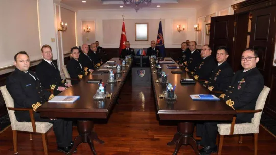 Deniz Kuvvetleri Komutanı Tatlıoğlu, NATO Müttefik Deniz Kuvvetleri Komutanı Blount ile bir araya geldi