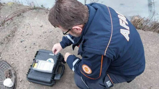 Dere bembeyaz aktı, ekipler bölgeyi inceliyor