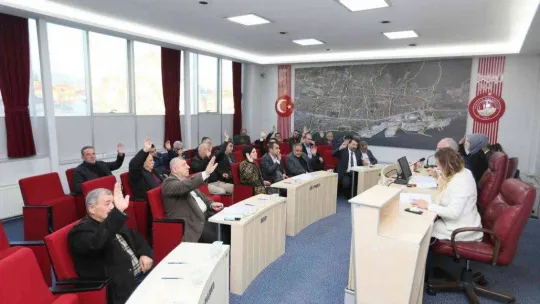 Derince Belediyesi'nde denetim komisyonu belirlendi