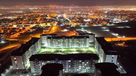 Derince'de hak sahipleri tapularına kavuşuyor