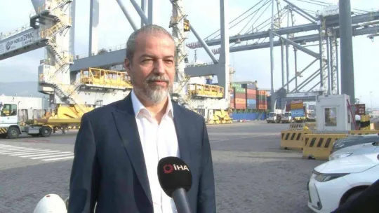 Dev kargolar dünyanın bir ucundan bir ucuna bakın nasıl naklediliyor