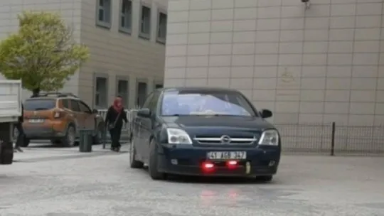 Devlet hastanesine çakarlı araçla geldi, ceza yazıldı