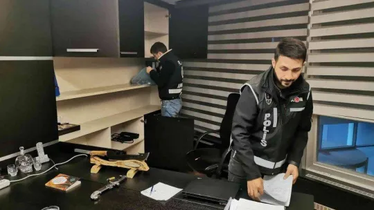 Devremülk sahiplerini dolandıran şebeke çökertildi: 36 gözaltı