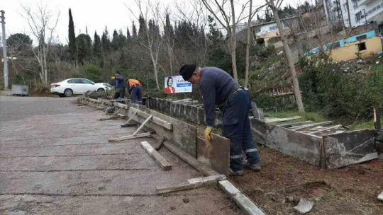 Dik yokuşlu Serdar Mahallesi'ne yeni merdiven