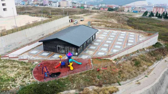 Dilovası'na köprü manzaralı seyir terası