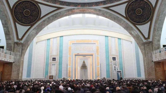 Diyanet İşleri Başkanı Erbaş: 'Her türlü ihmal ve istismara karşı hep birlikte mücadele edelim'