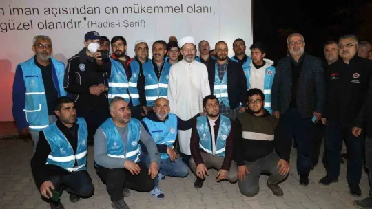 Diyanet İşleri Başkanı Erbaş, Adıyaman'da ziyaretlerde bulundu