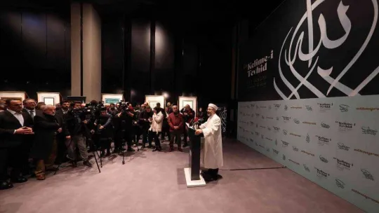 Diyanet İşleri Başkanı Erbaş, İstanbul'da 'Kelime-i Tevhid Hat Eserleri Sergisi'ni açtı