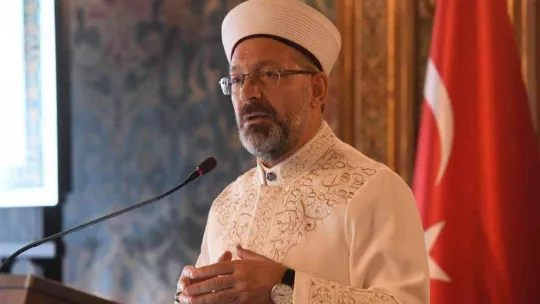 Diyanet İşleri Başkanı Erbaş'tan memur açıklaması: 'Önce akademide eğitime alacağız'