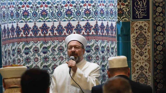 Diyanet İşleri Başkanı Erbaş, Varnalı Müslümanlarla bir araya geldi