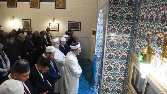 Diyanet İşleri Başkanı Erbaş, Varnalı Müslümanlarla bir araya geldi