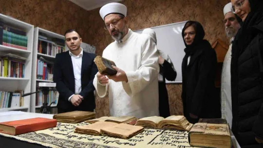 Diyanet İşleri Başkanı Erbaş, Varnalı Müslümanlarla bir araya geldi